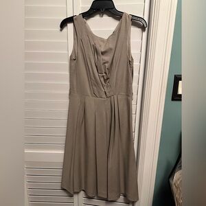 Elegant Beige Sleeveless Dress